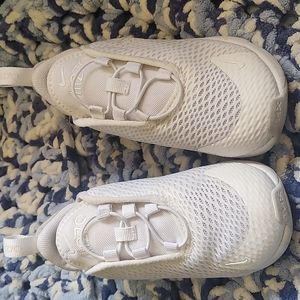 All white 270 size 9c